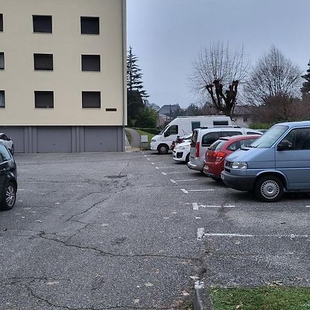 Apartamento Zen Studio Le Granier Challes Centre - Parking Exterior foto